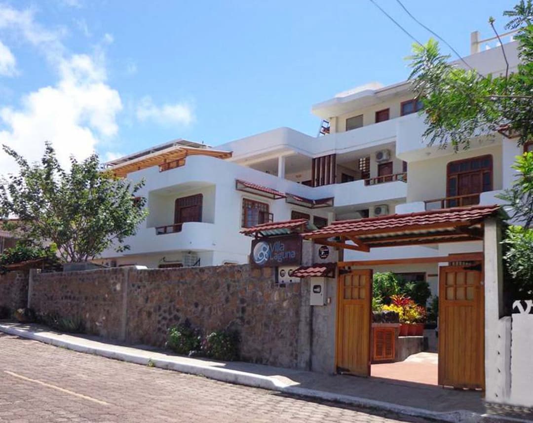 Villa Laguna Hotel